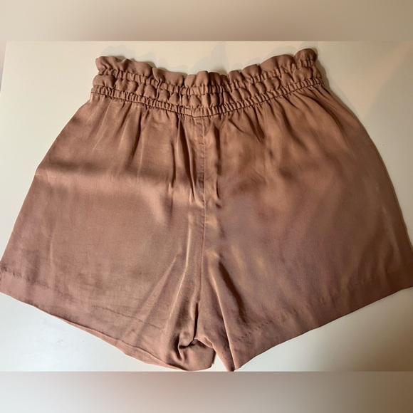 Dusty rose high waist dress shorts Size 8 H&M - Picture 4 of 5